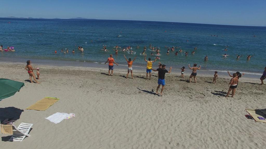 Отель Camping Golfo Dell'Asinara Платамона Экстерьер фото